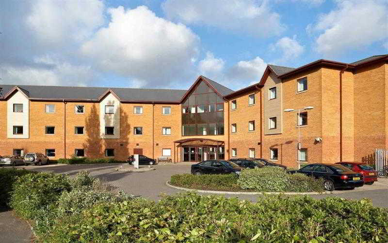 Yha Cardiff Central Hostel Luaran gambar The new care home