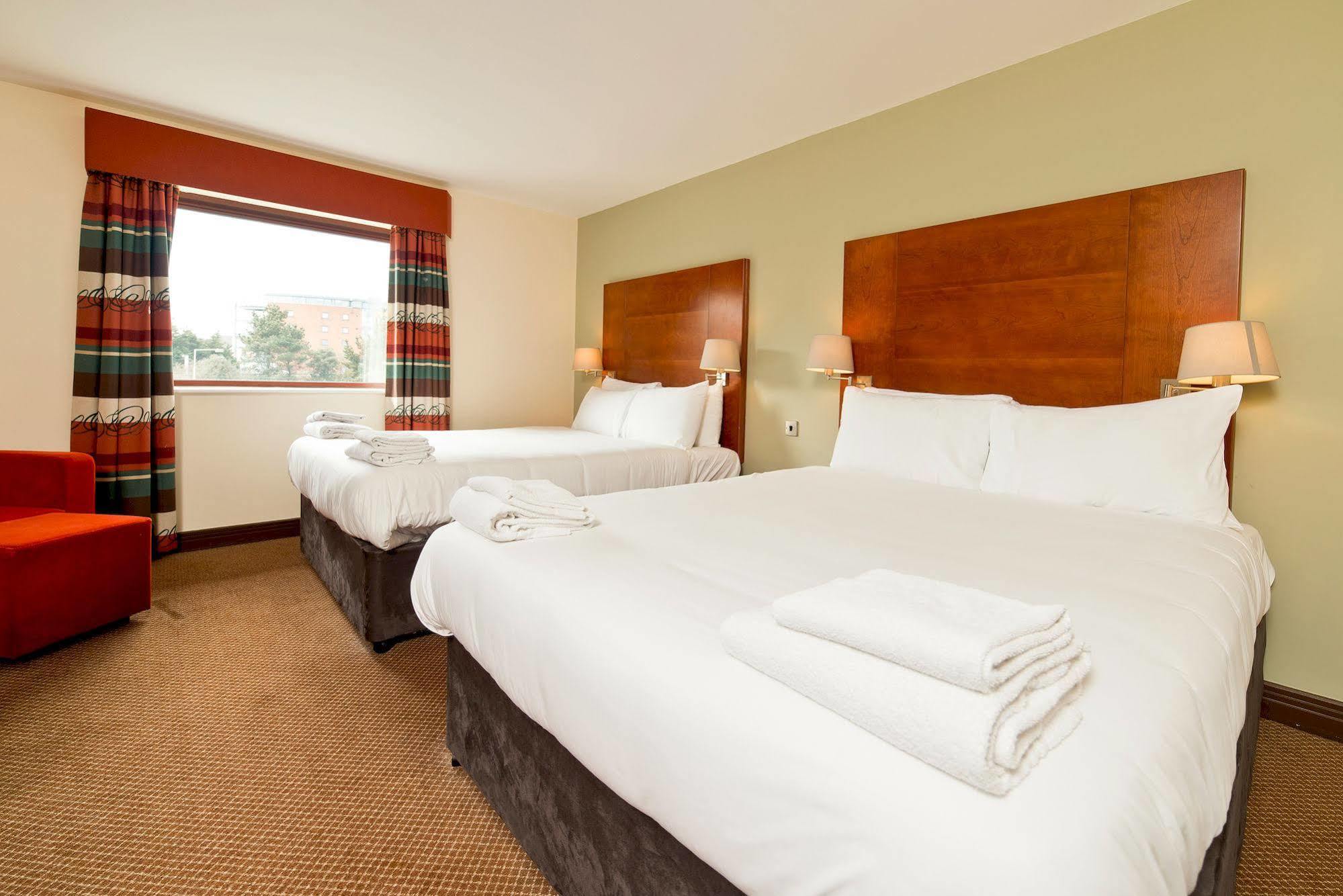Yha Cardiff Central Luaran gambar A typical bedroom at the hotel